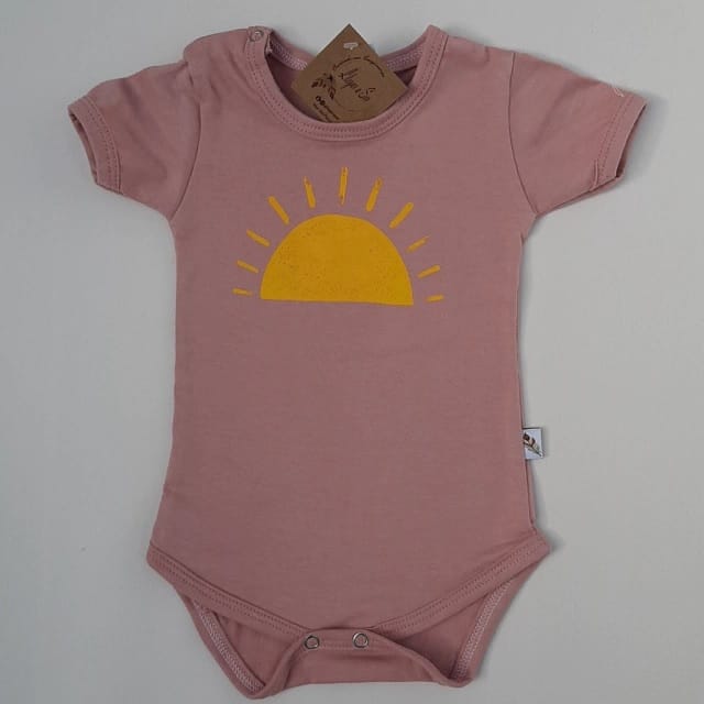 body bebe sol rosa viejo