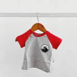remera bebe palm gris rojo