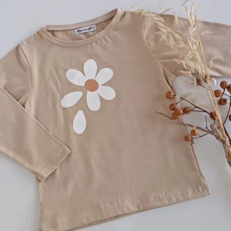 remera bebe margarita beige
