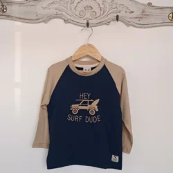 remera nene hey surf