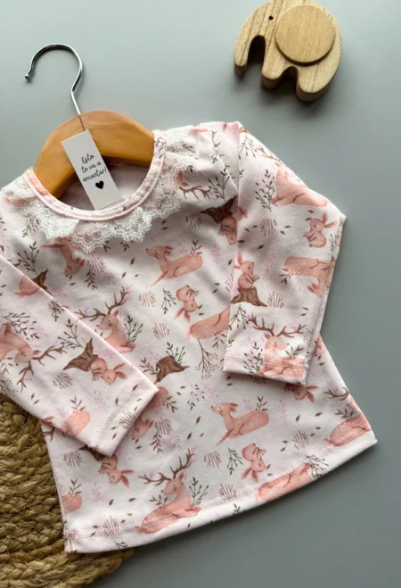 remera puntilla ciervito rosa
