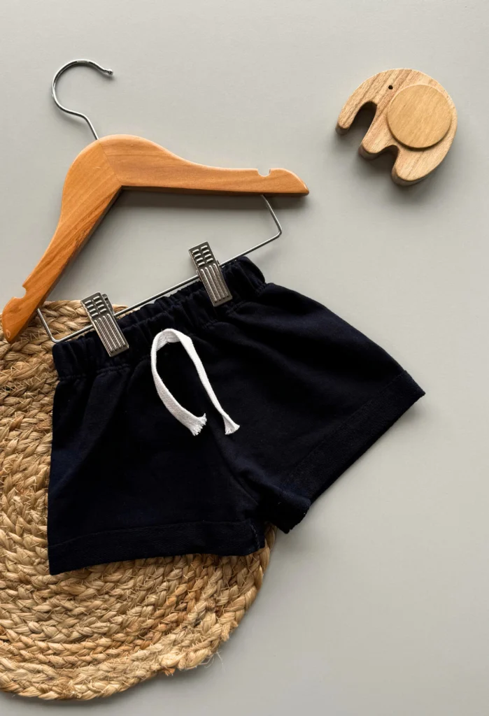 short rebel azul marino